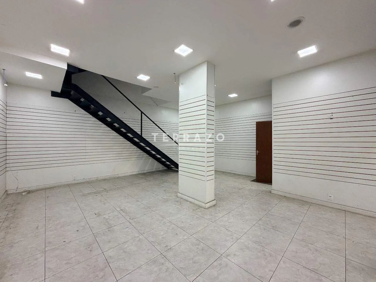 Loja Comercial no centro da Cidade! - Foto 7