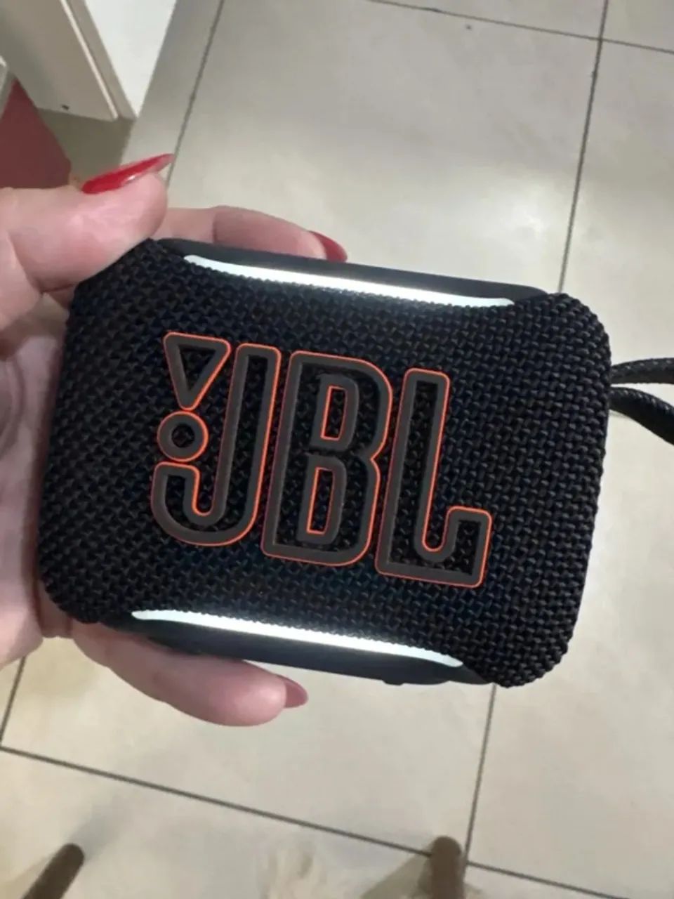 Caixa de Som Bluetooth JBL Go 5 com resistência IP68 - Foto 2