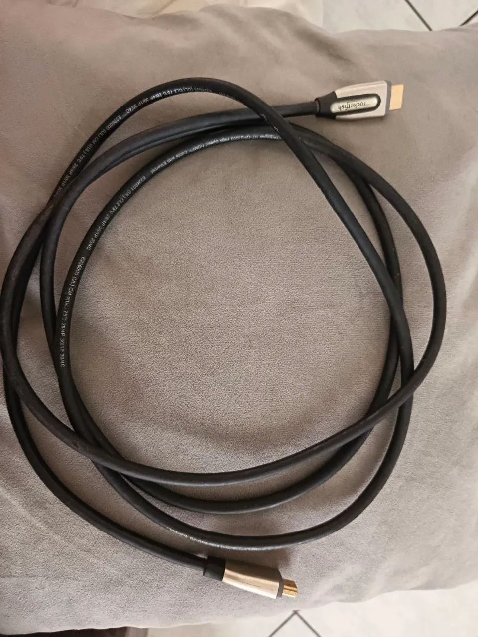 Cabo HDMI Rocketfish  - Foto 3