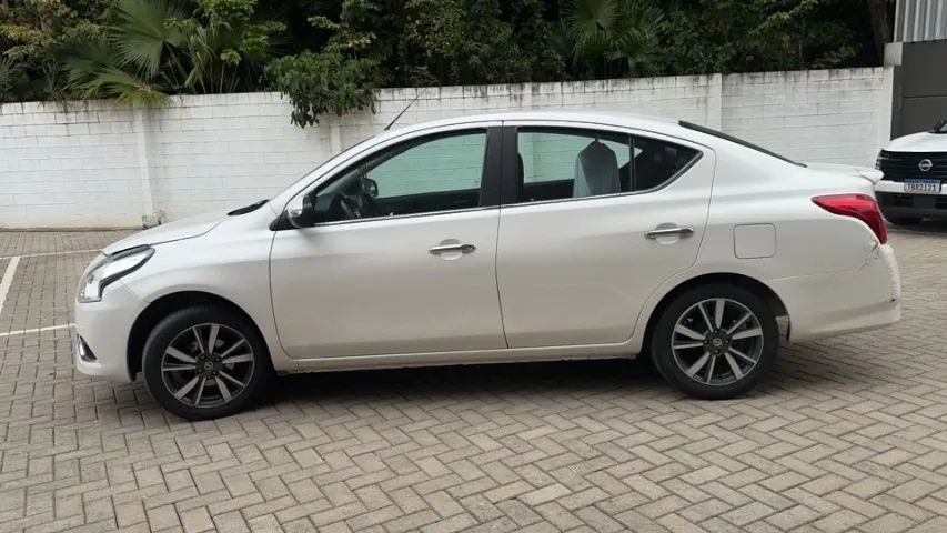 Nissan Versa VERSA SL 1.6 16V FlexStart 4p Mec. 2019