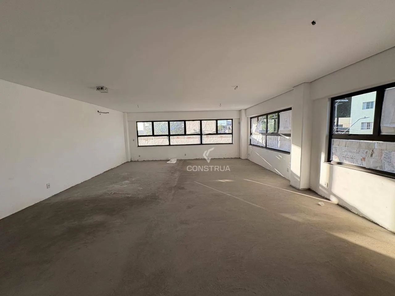 SALA COMERCIAL PARA LOCAÇÃO NA AVENIDA ÂNGELO SIMÕES EM CAMPINAS/SP - Foto 2
