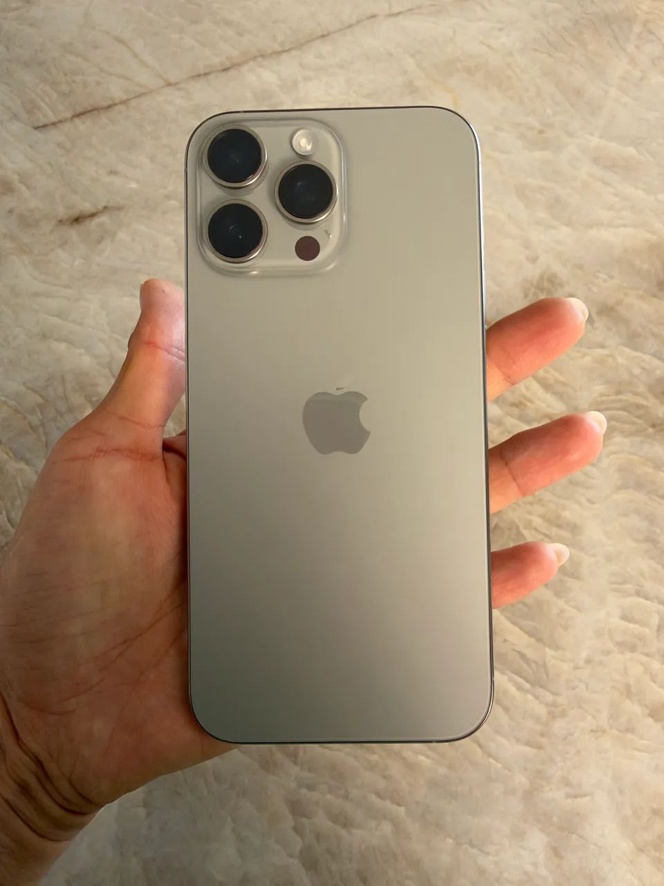 iPhone 16 pro max excelente estado - Foto 4