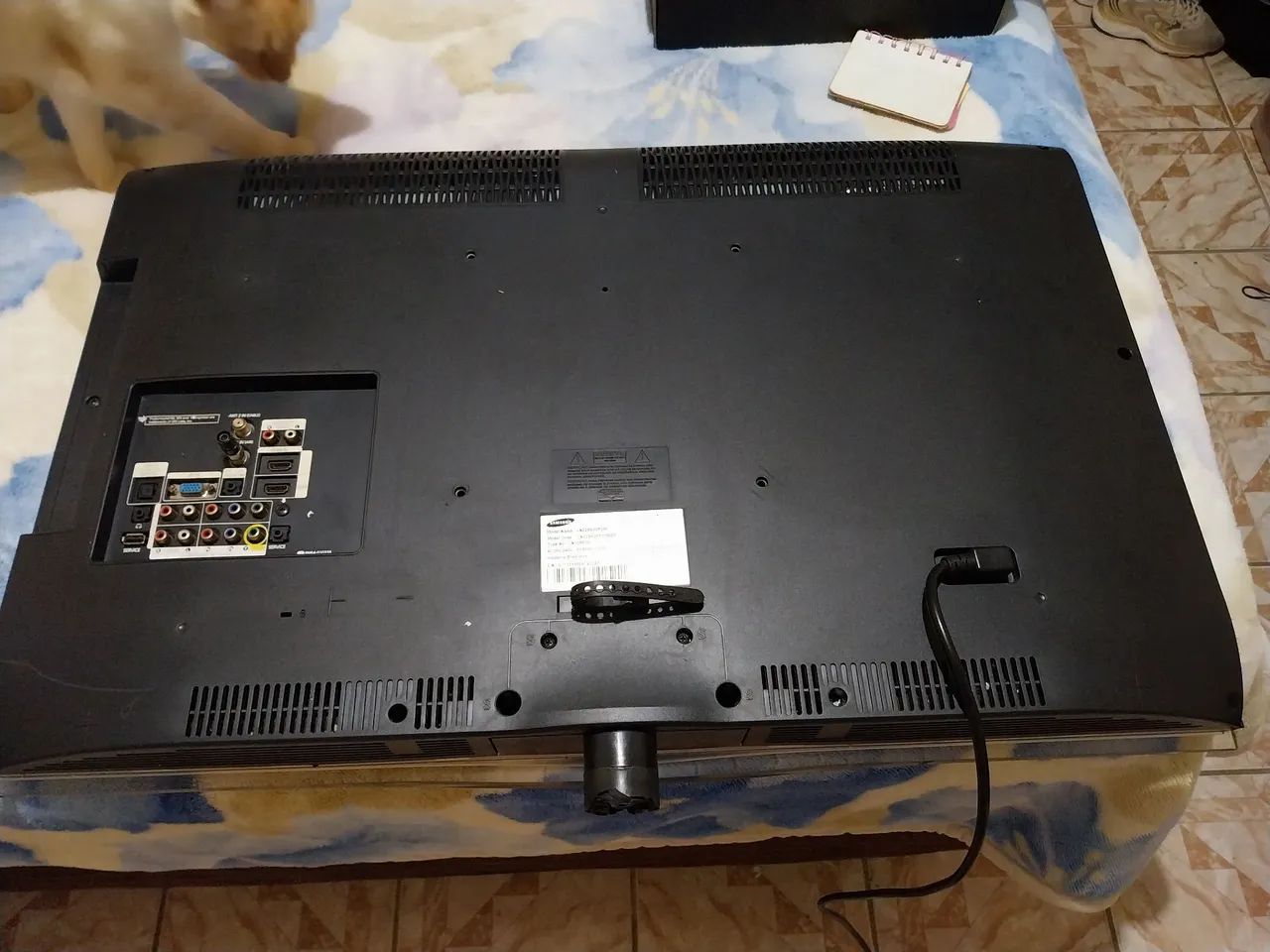 Tv Sansung 32 polegadas lcd ( suporte pedestal avariado) - Foto 3