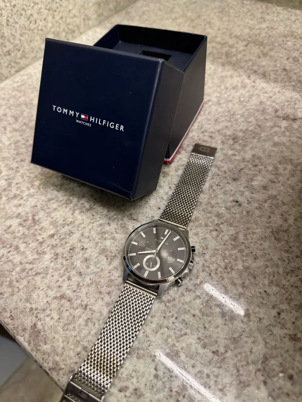 Relógio Tommy Hilfiger Original - Prata (Seminovo) - Foto 4