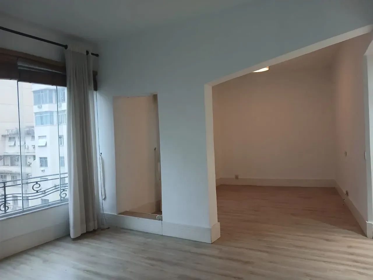 Apartamento em Copacabana com 2 quartos,suíte e garagem - Foto 2