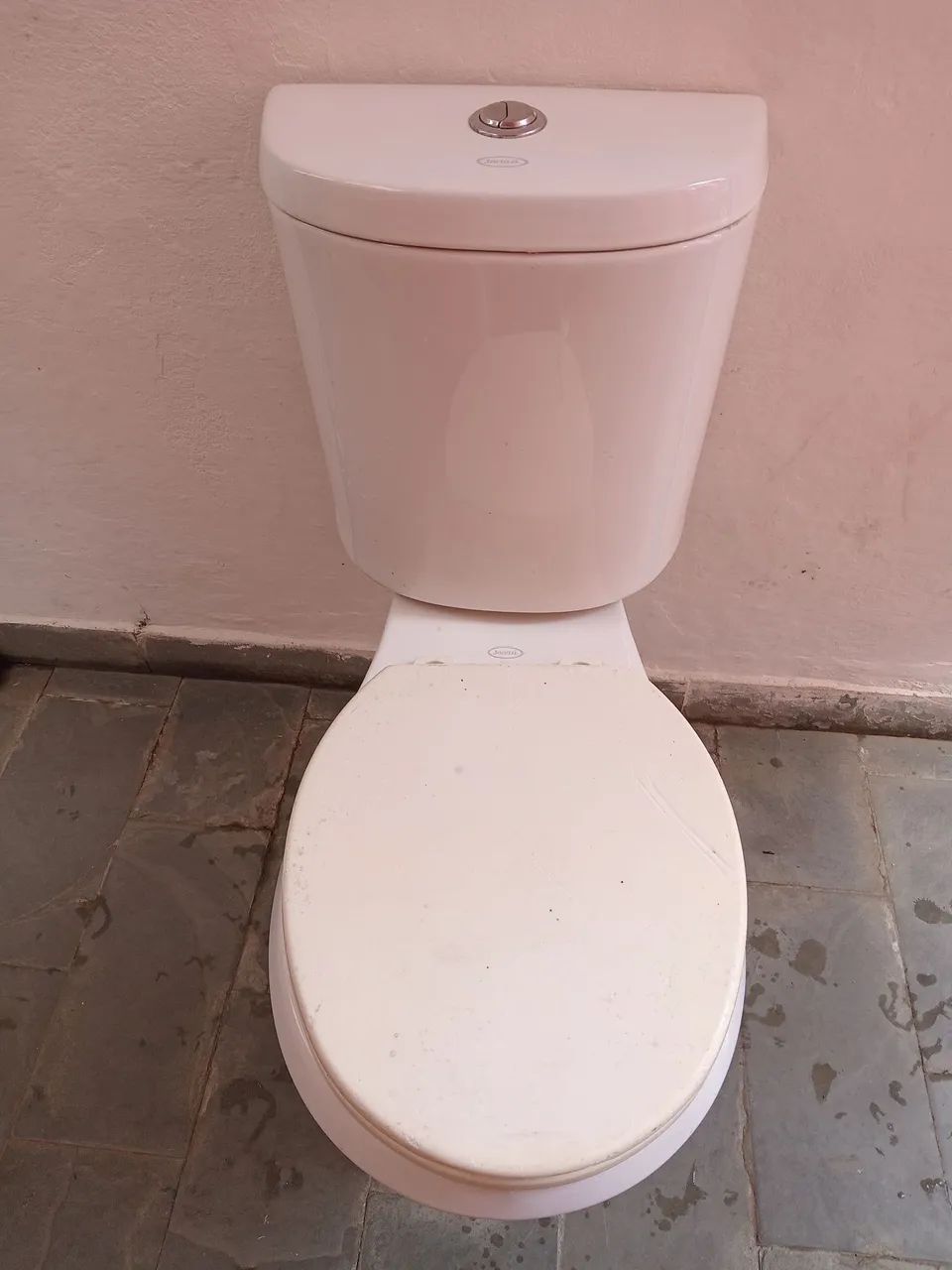 Vaso sanitário Jacuzzi com caixa acoplada - Foto 5