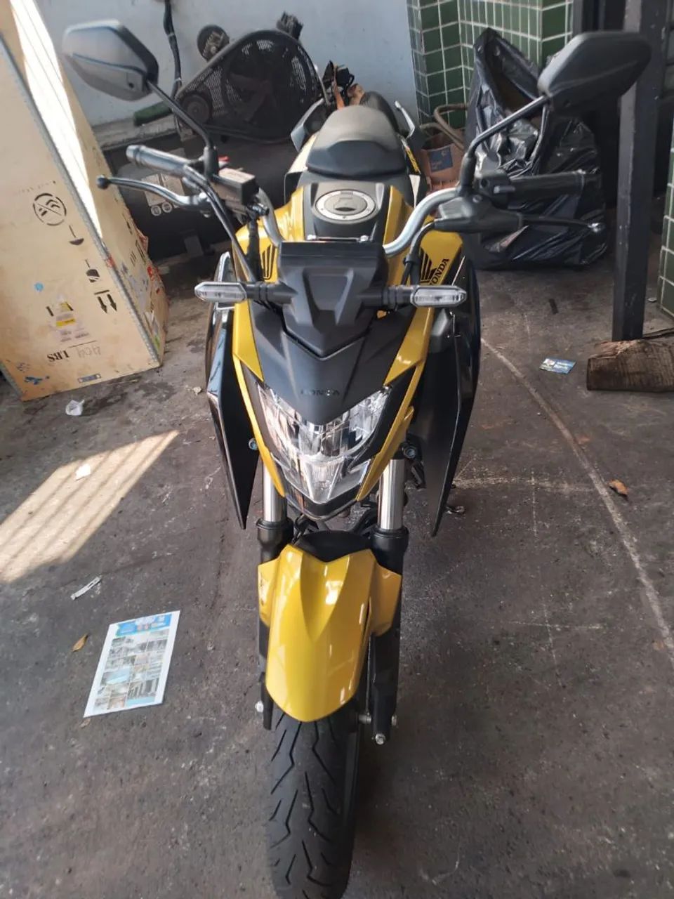 Cb300f 2024 dourada  - Foto 4