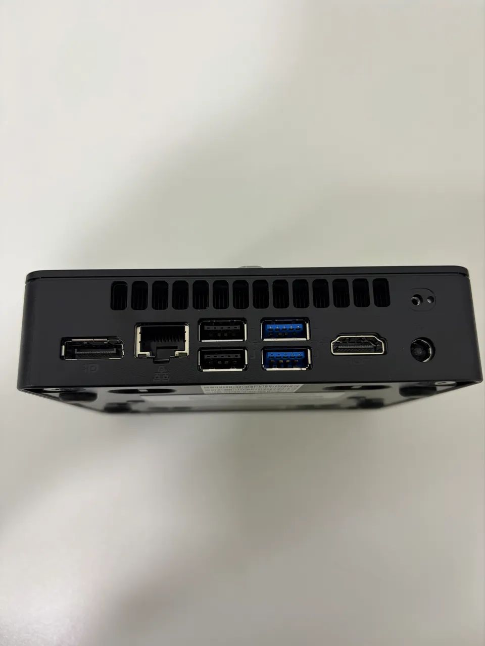 Intel NUC 11 Essential Mini PC 