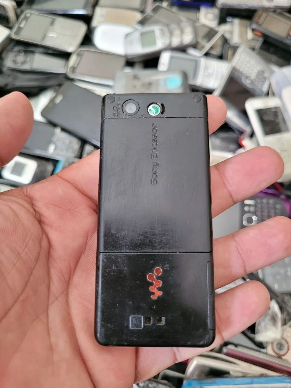 Sony Ericsson W880i Colecionador Celular Antigo  - Foto 3