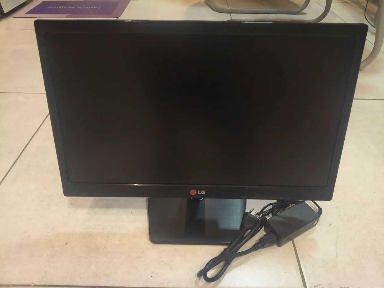 Monitor LG 19,5 seminovo