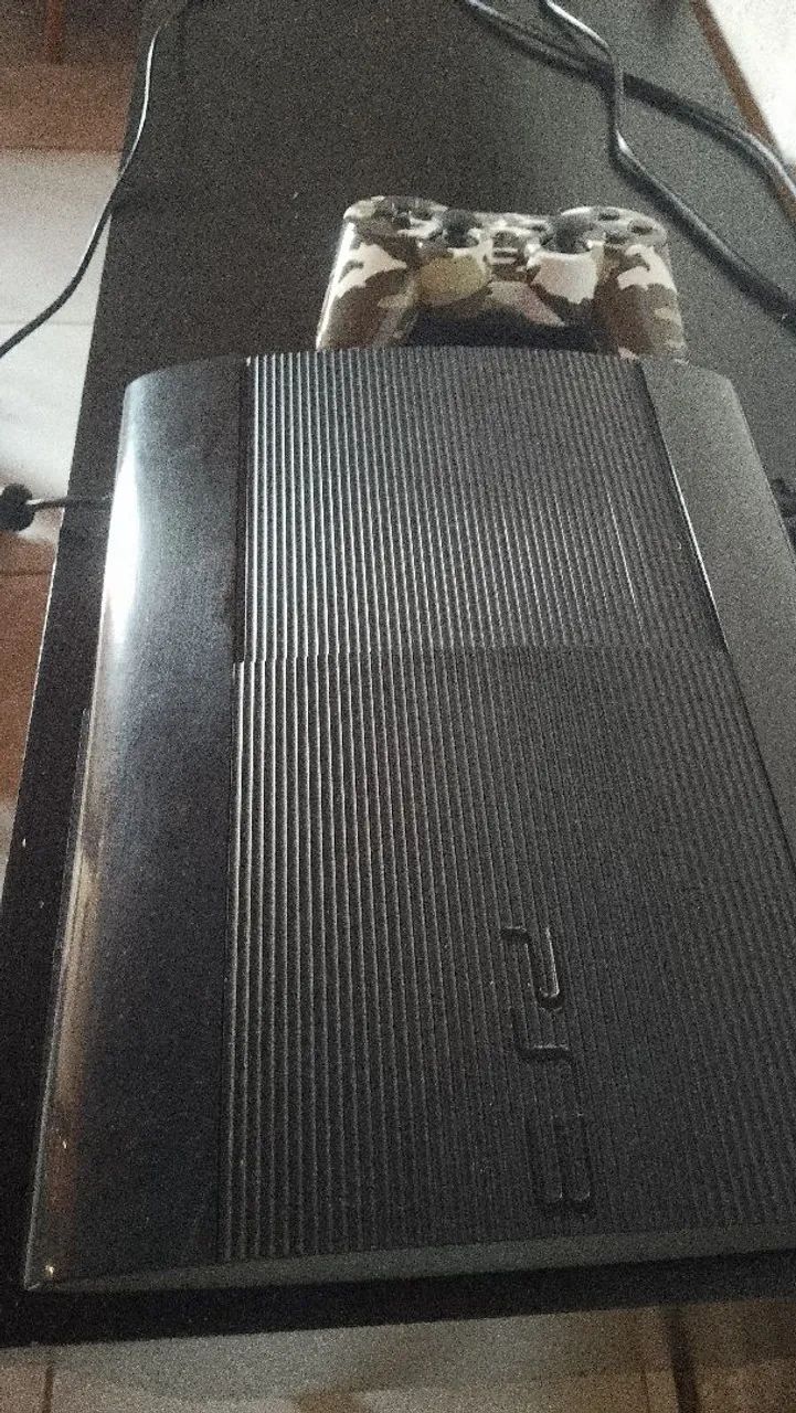 PlayStation 3 bem conservado