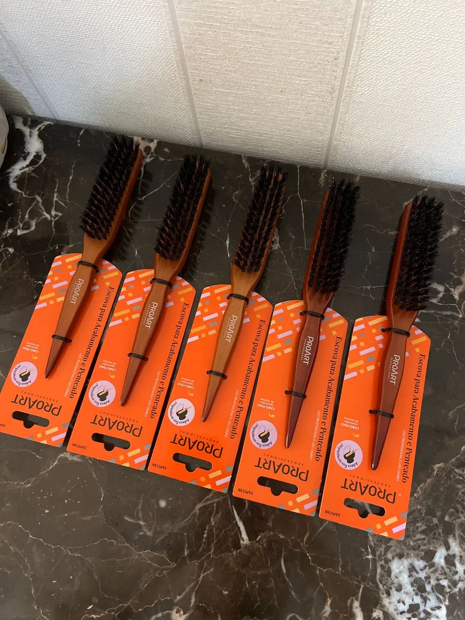 Kit com 5 Escova profissional ProArt para acabamento e penteado