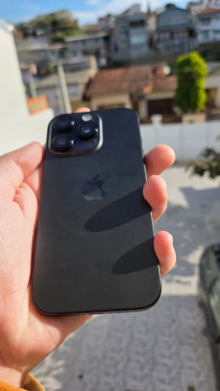 iPhone 16 pro 256gb 100% de bateria - Foto 2