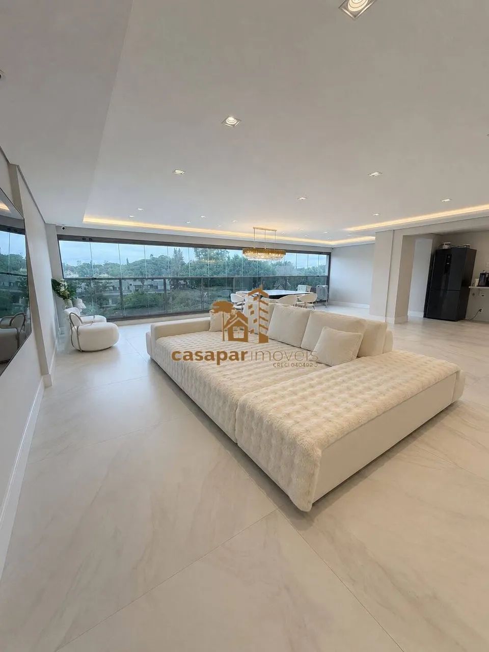 Apartamento à venda com 166m² e mobiliado, 3 suítes com 2 vagas no Brooklin