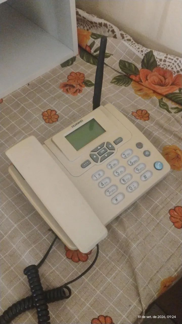 Telefone de mesa com chip