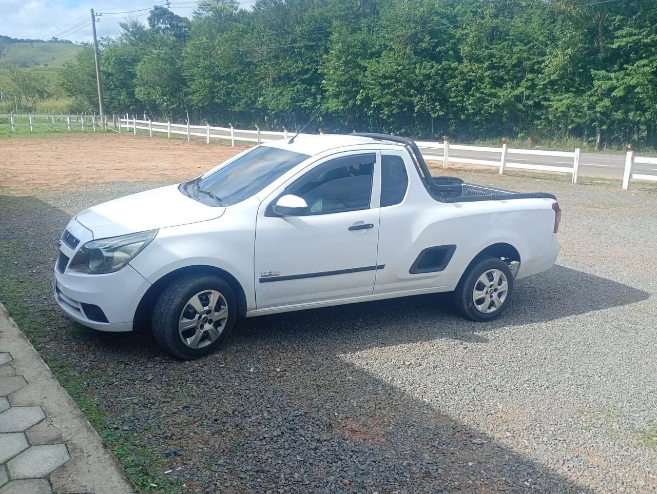 Chevrolet Montana LS 1.4 ECONOFLEX 8V 2P 2013