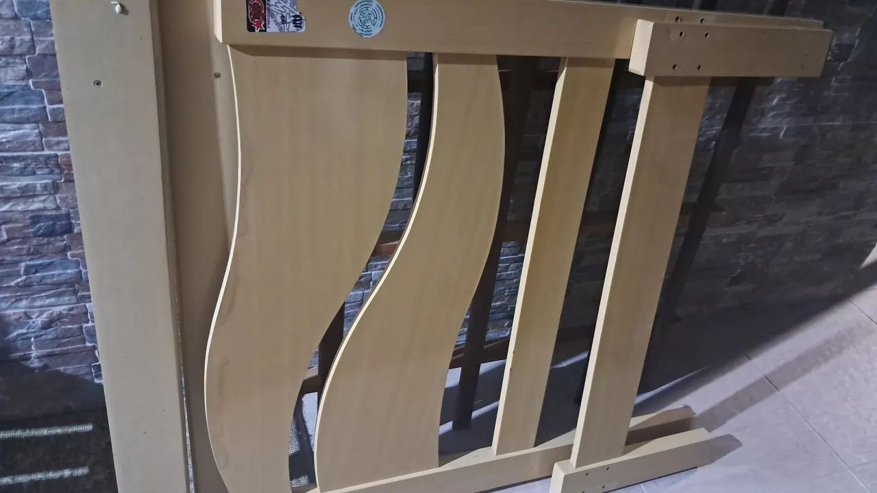 Cama solteiro para doação 