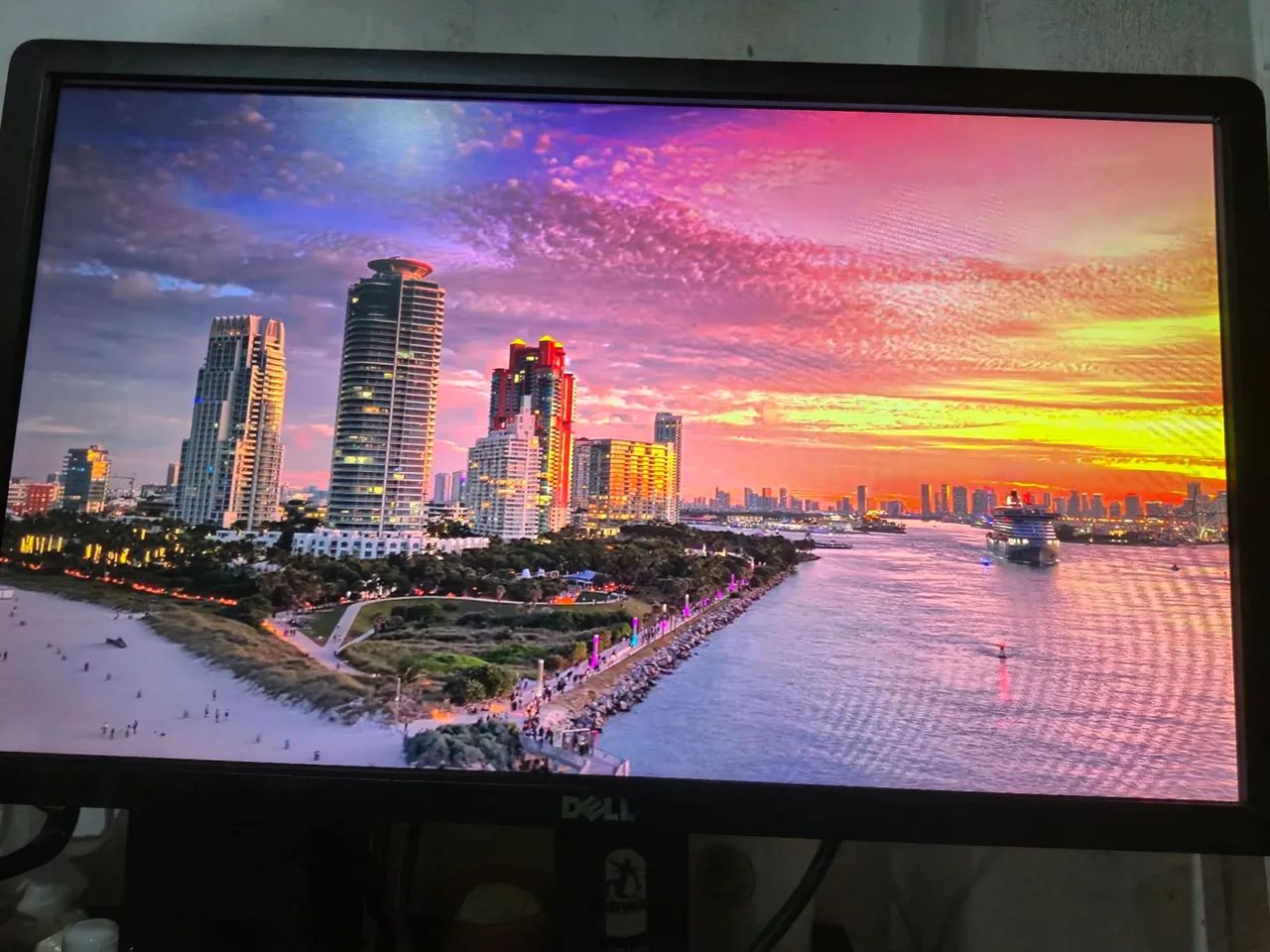 Monitor Dell 19. Articulado e todo original - Foto 3