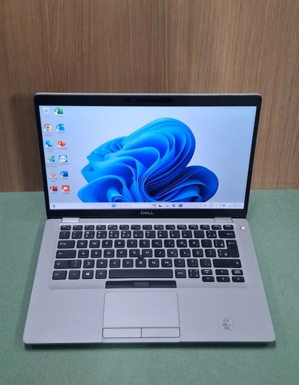 Notebook Dell Core i5 10º geração / 8gb DDR4 / M.2 Nvme 256gb