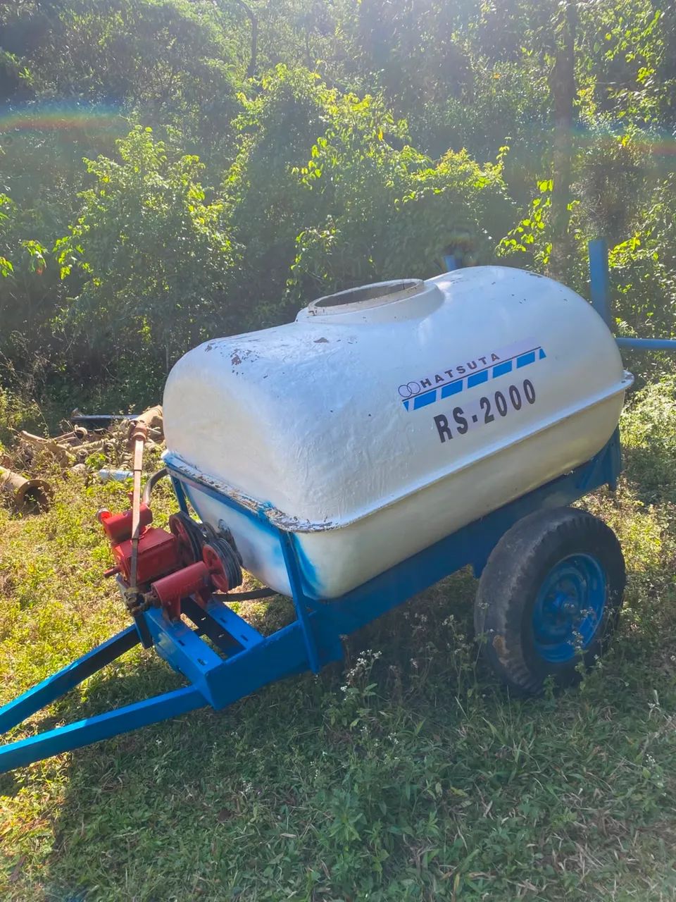 Pulverizador Hatusta 2.000 litros bomba HS 80 - Foto 2
