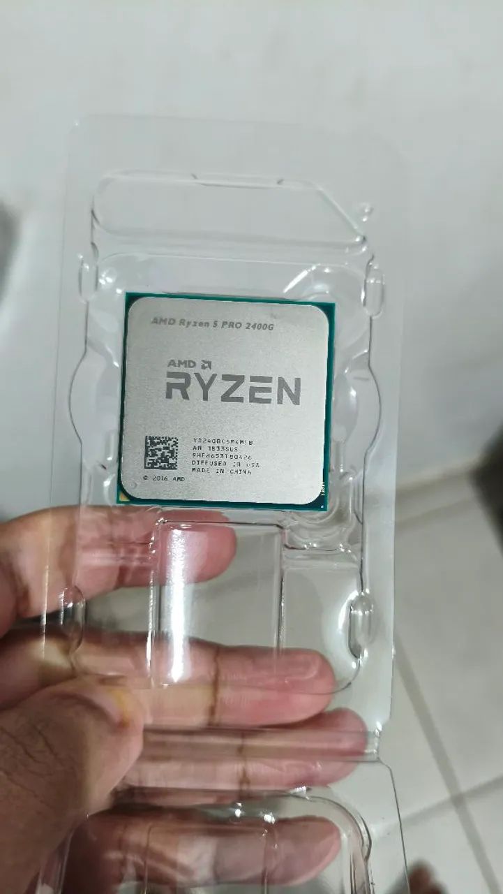 Ryzen 5 PRO 2400G + Cooler