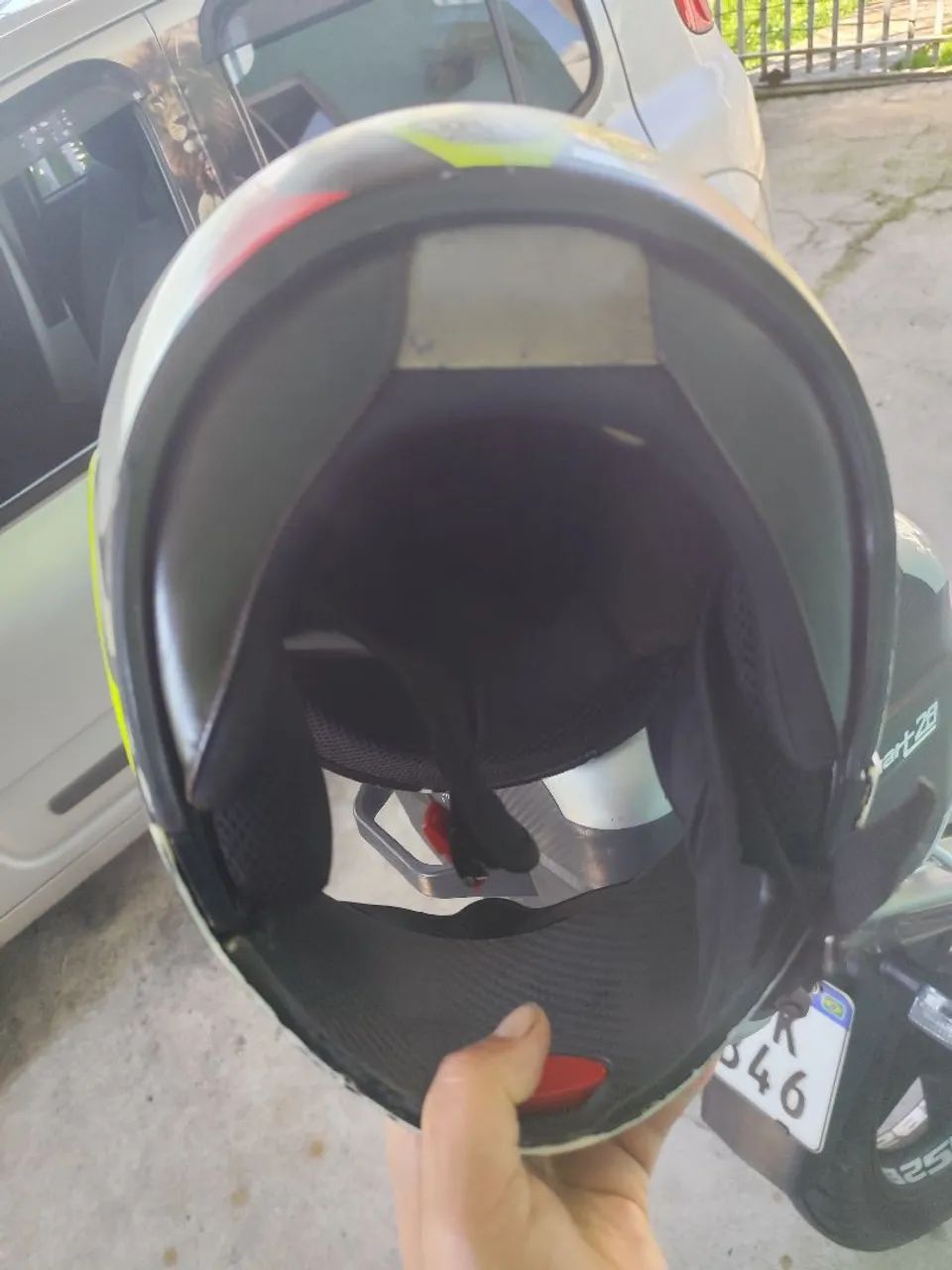 Baú de moto mais capacete  - Foto 5