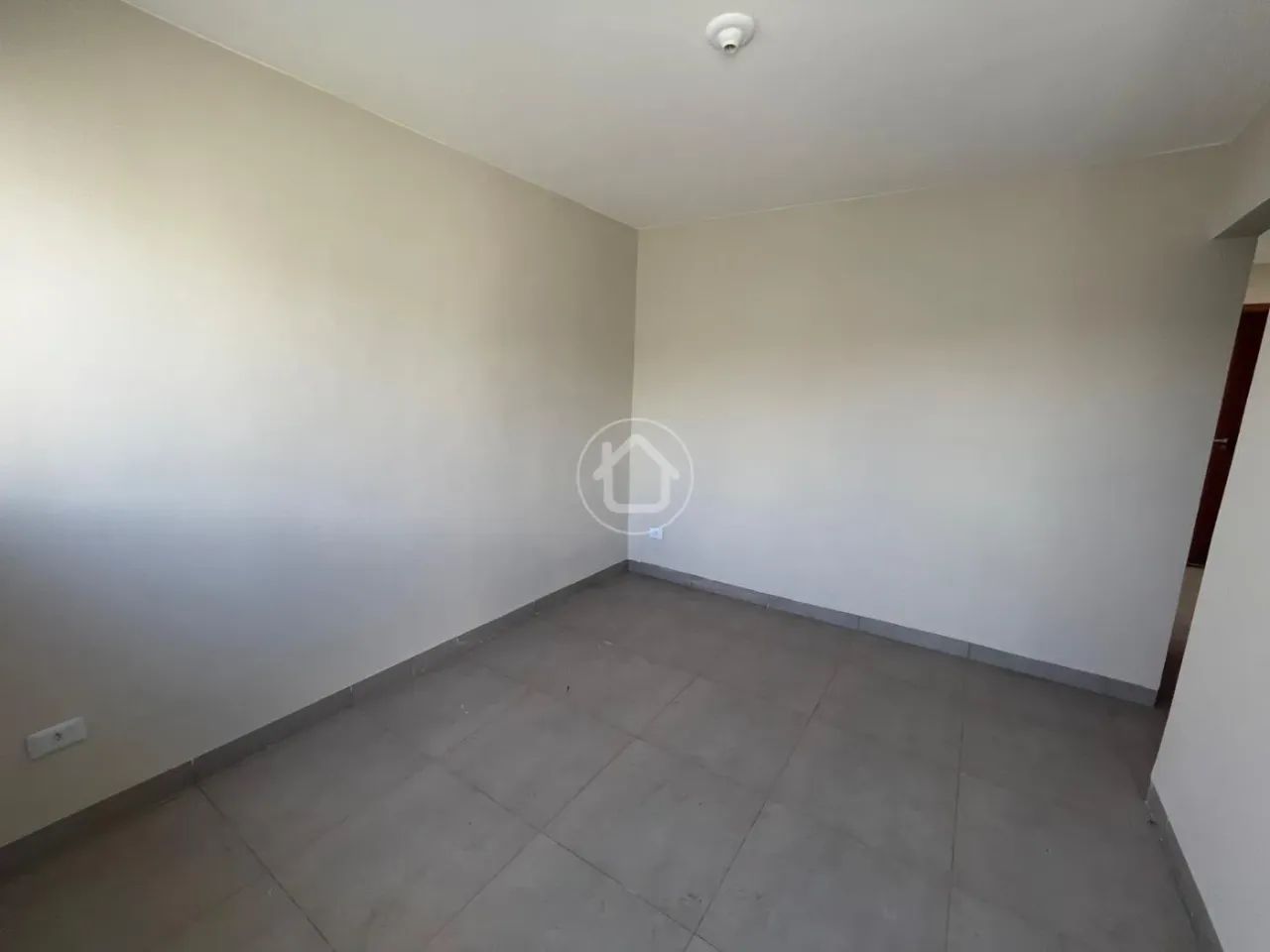 CASA DE 3 QUARTOS SENDO 1 SUITE NO ESTRELA DO SUL - Foto 5