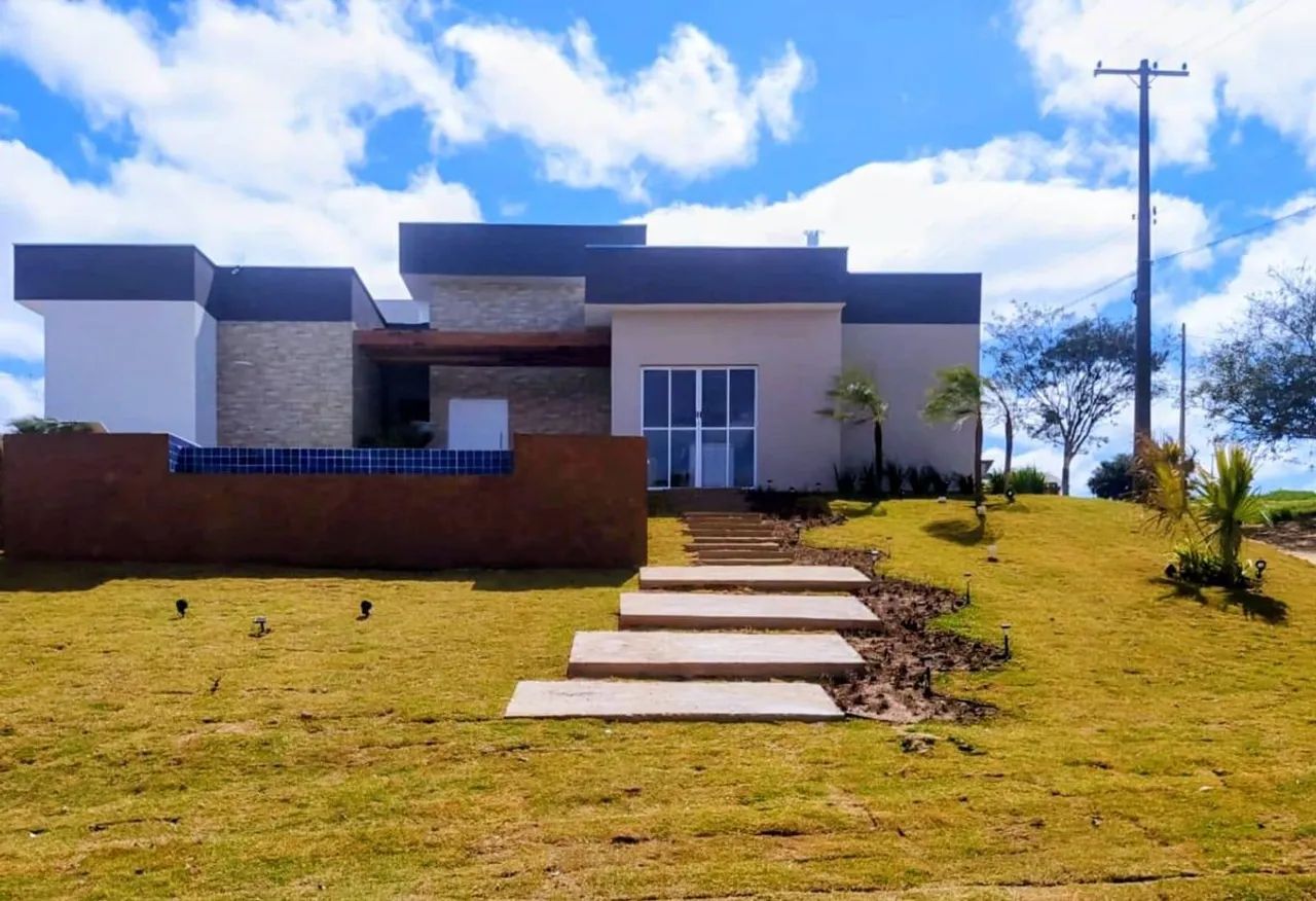 Casa de Condomínio com 4 quartos