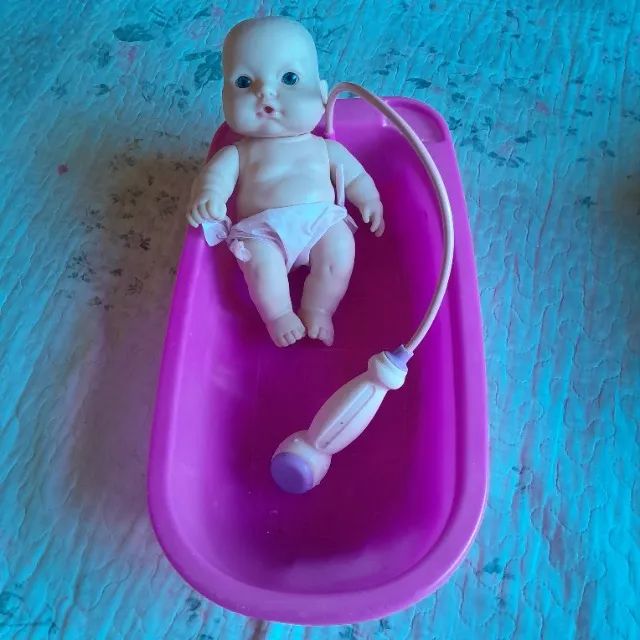 Boneca Bebe com banheira - Foto 5