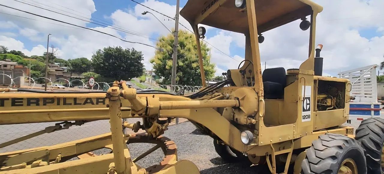 Patrol Caterpillar 120B, Usado.  - Foto 3
