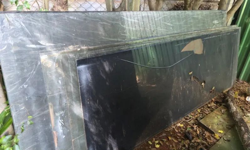 Lote de Vidros laminados para construção