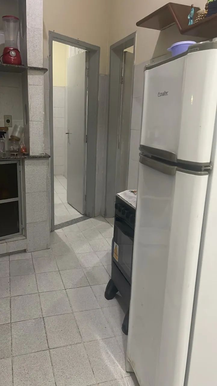 Alugo quarto pra meninas por 350 - Foto 3
