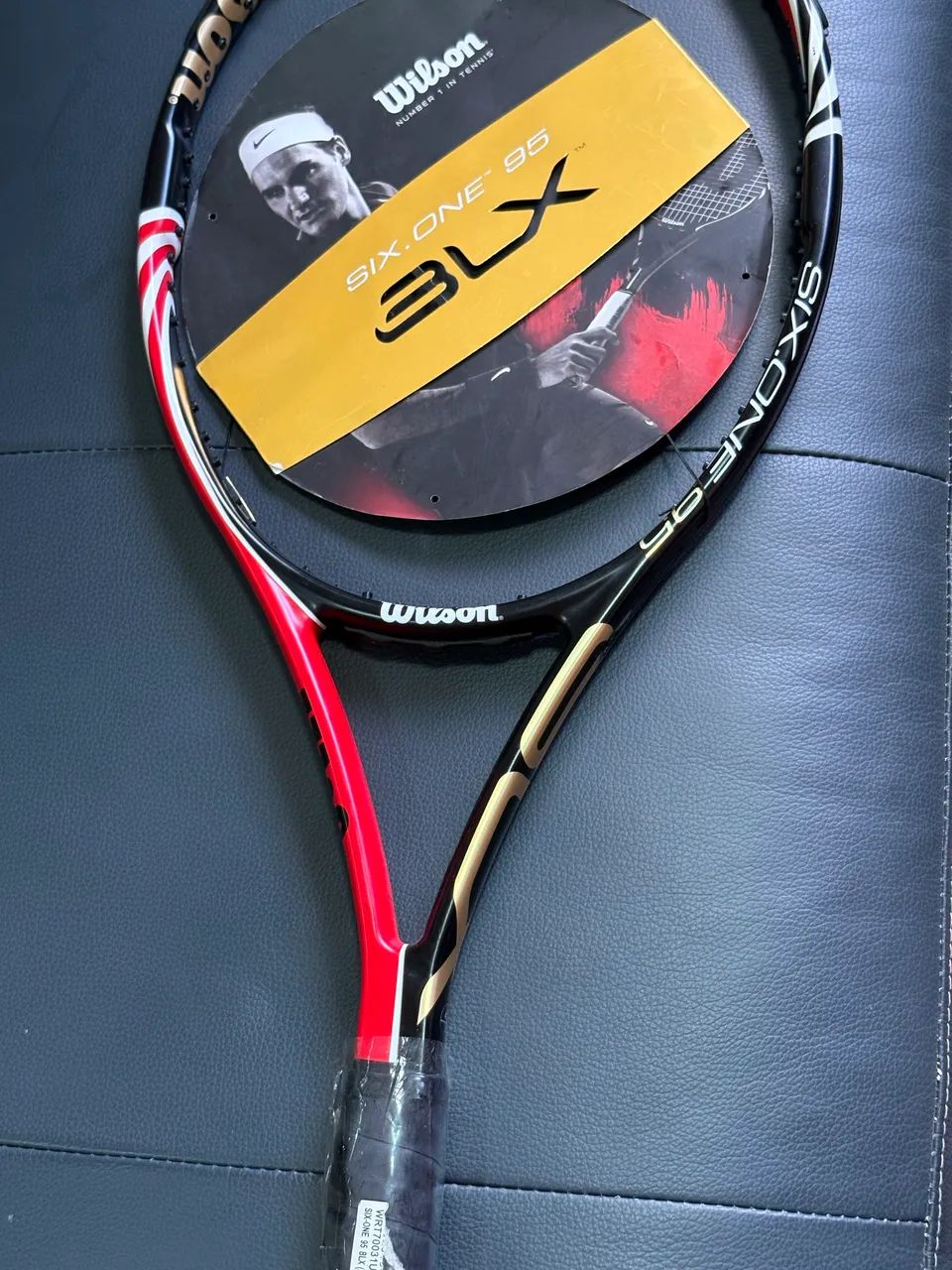 Wilson Six.One 95 BLX - Esportes de Quadra e Ao Ar Livre - Setor