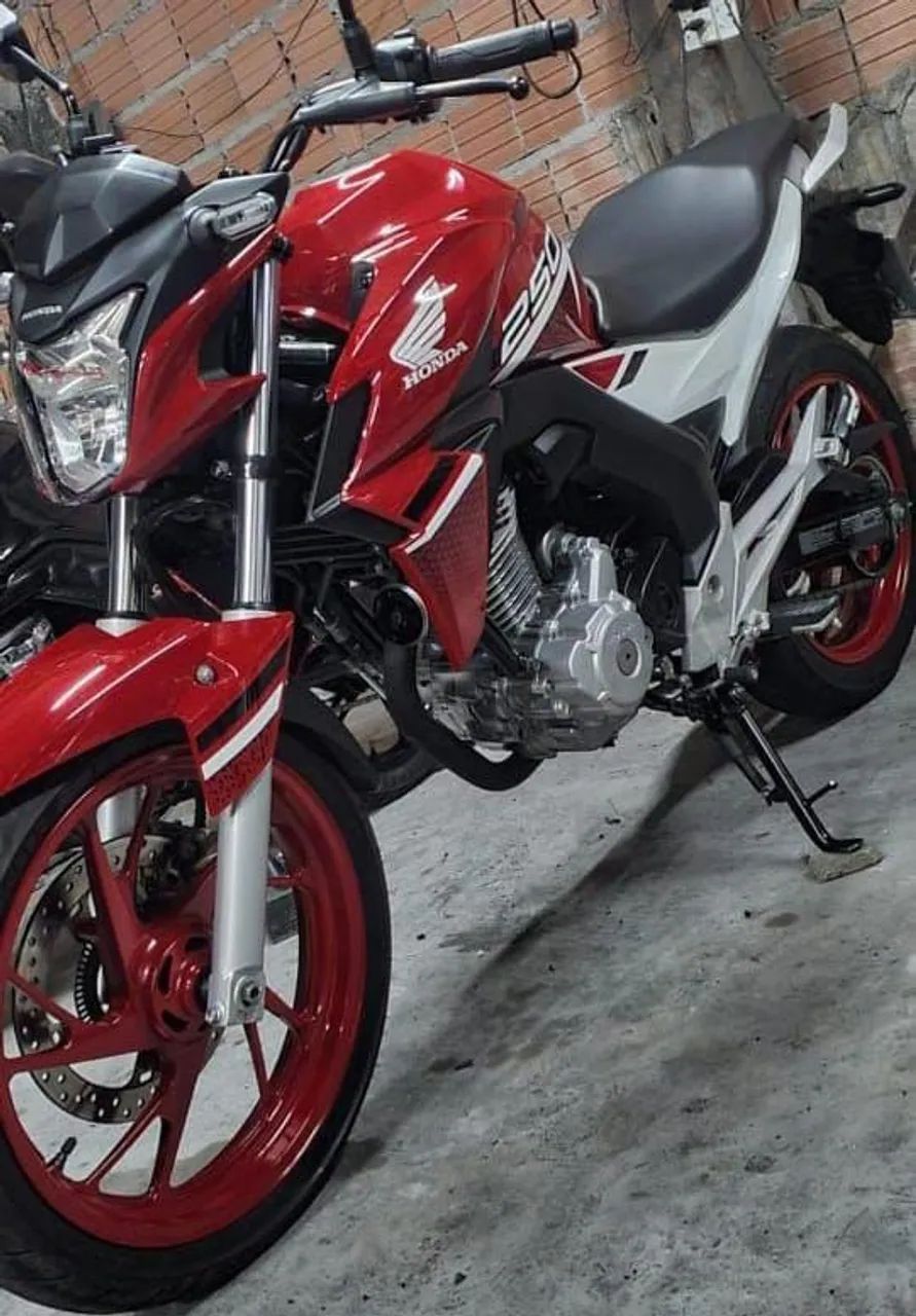 TWISTER 250F  - Foto 2