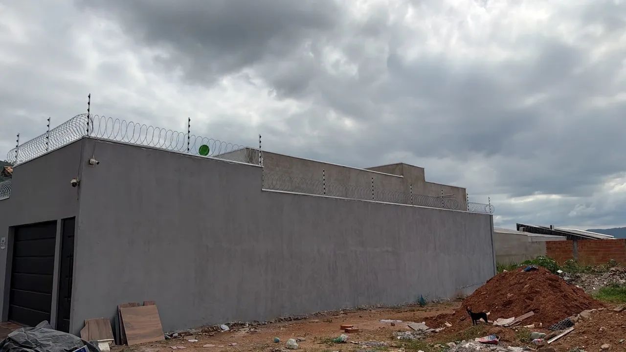 Vende-se casa com piscina  - Foto 4