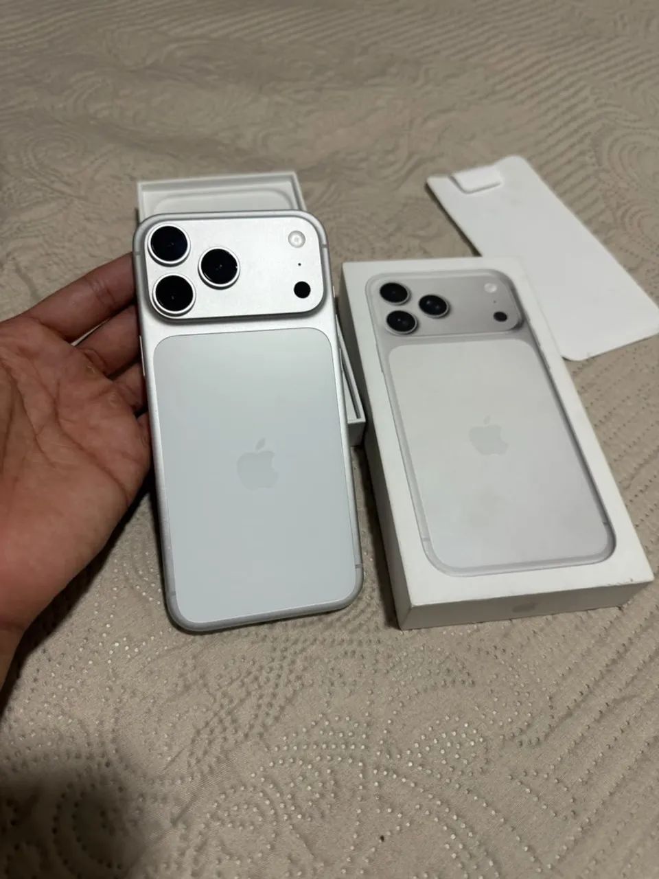 iPhone 17 pro max 256gb