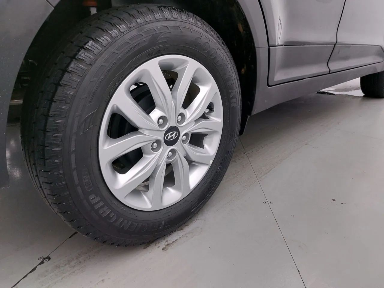 Hyundai Creta Action 1.6 16V Flex Aut., foto 13 de 18
