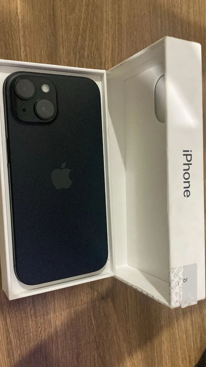 iPhone 15 