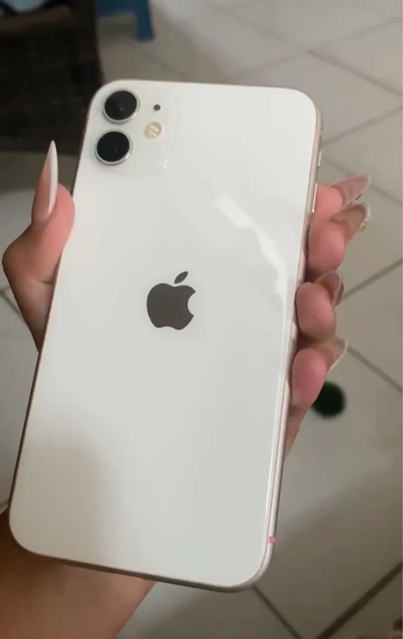 Vende-se iPhone 11 - 64gb 