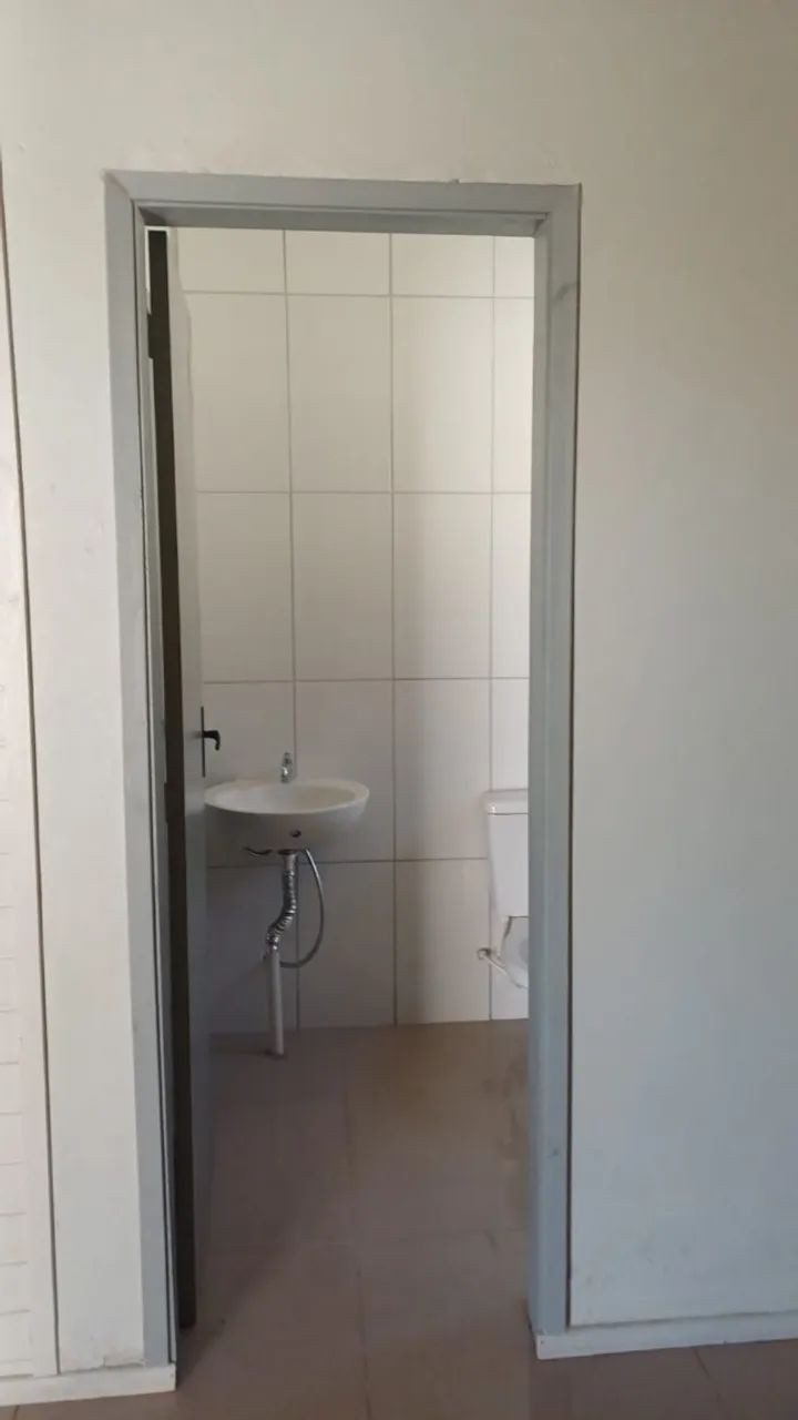 Casa 2 suítes com churrasqueira e pátio - Foto 3