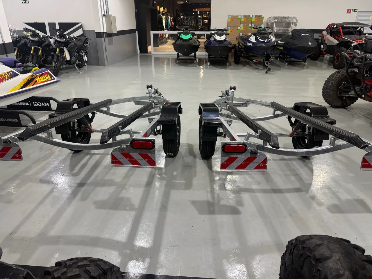 Carretinha de jet ski, galvanizada zero ano 2026 !! - Foto 2