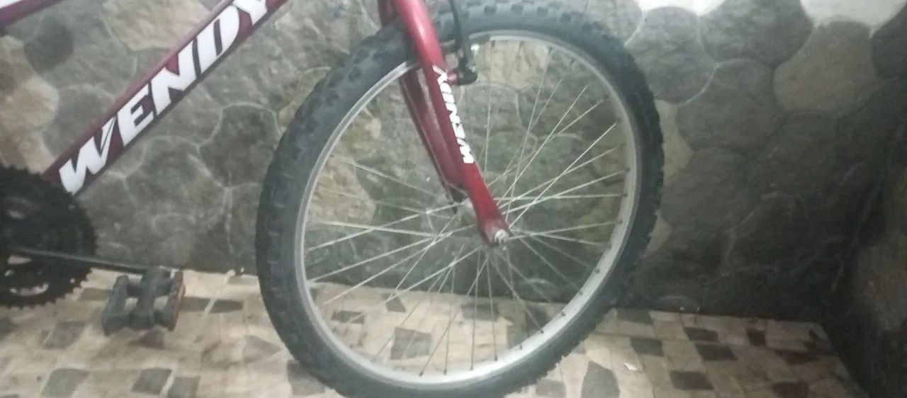 Bicicleta aro 24 com marcha 