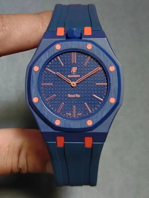 Relógio Royal Pop Swatch x Audemars Piguet 