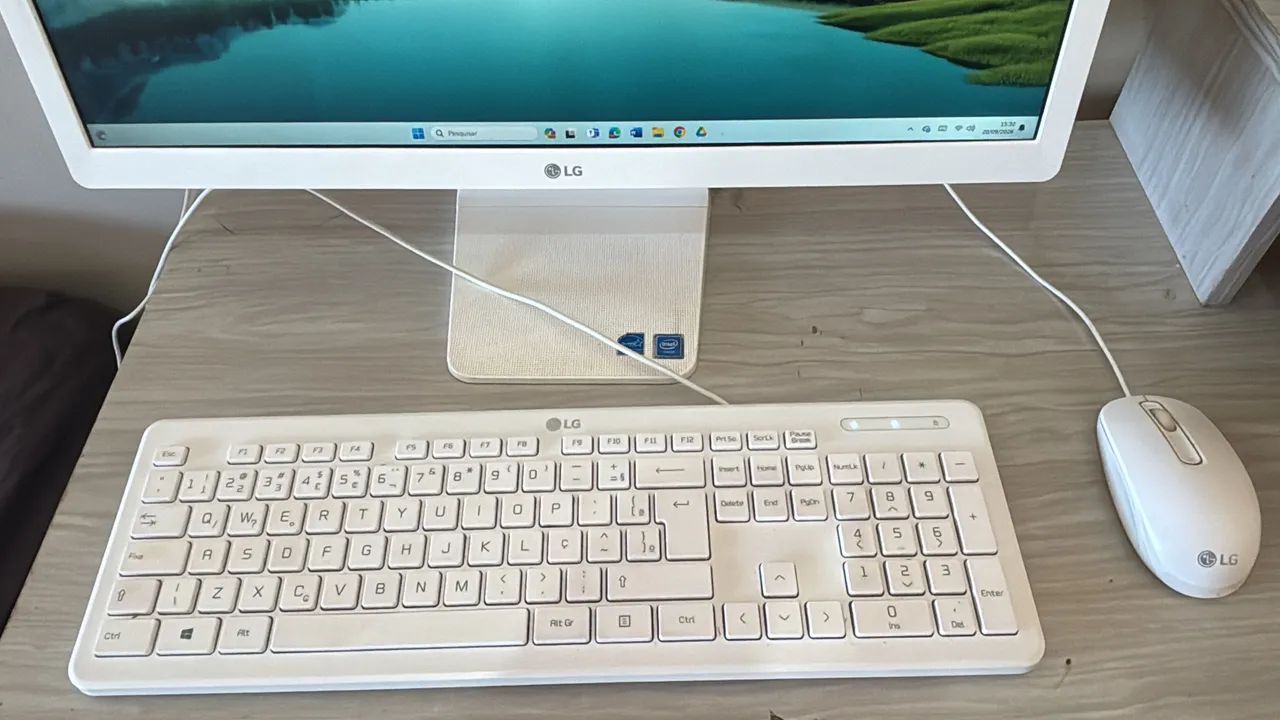 Computador LG ALL-IN-ONE 22V280 - Foto 3
