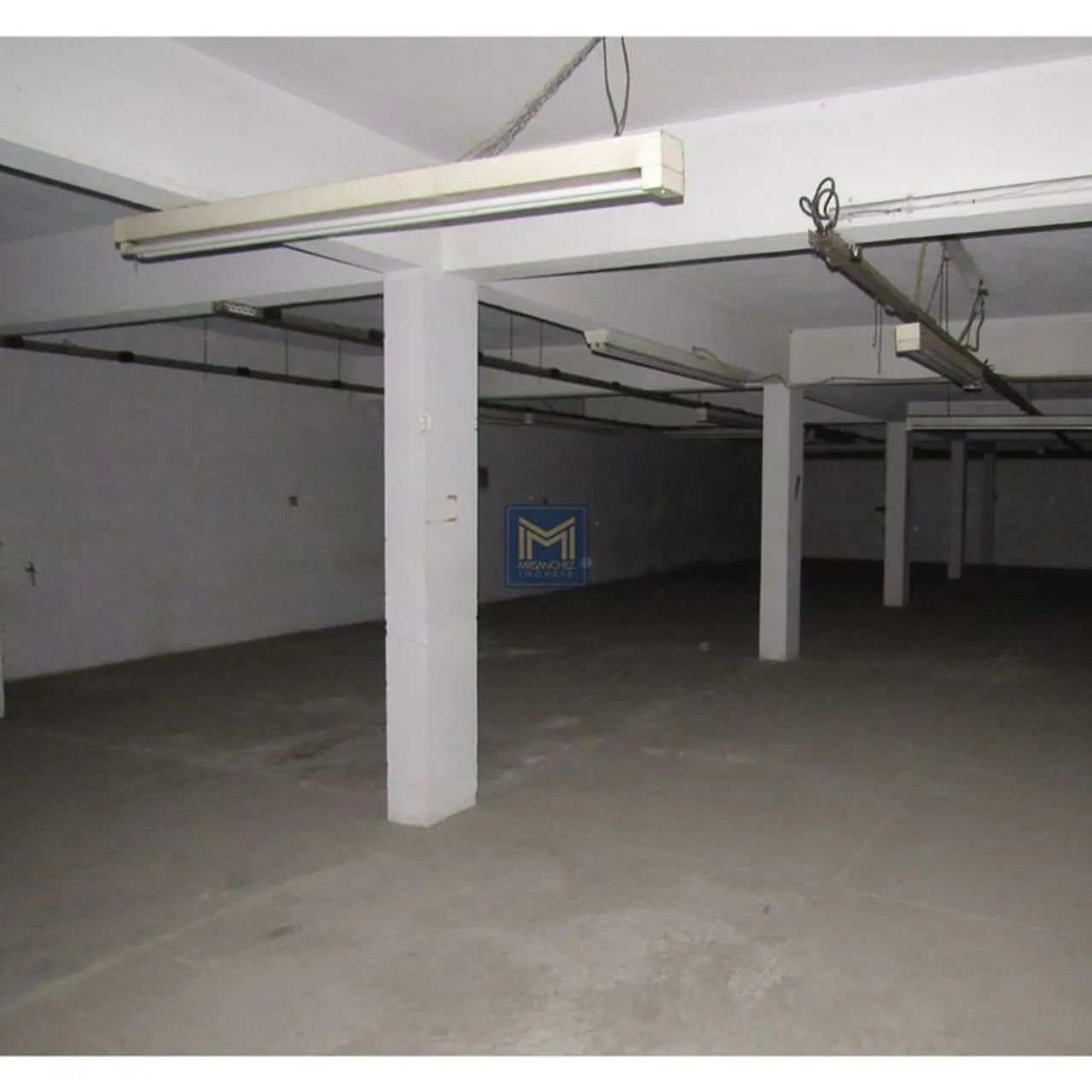 Vende-se prédio de 4 andares em Irajá - Foto 4