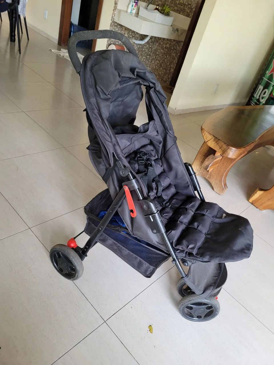 Carrinho de bebê voyage usado!