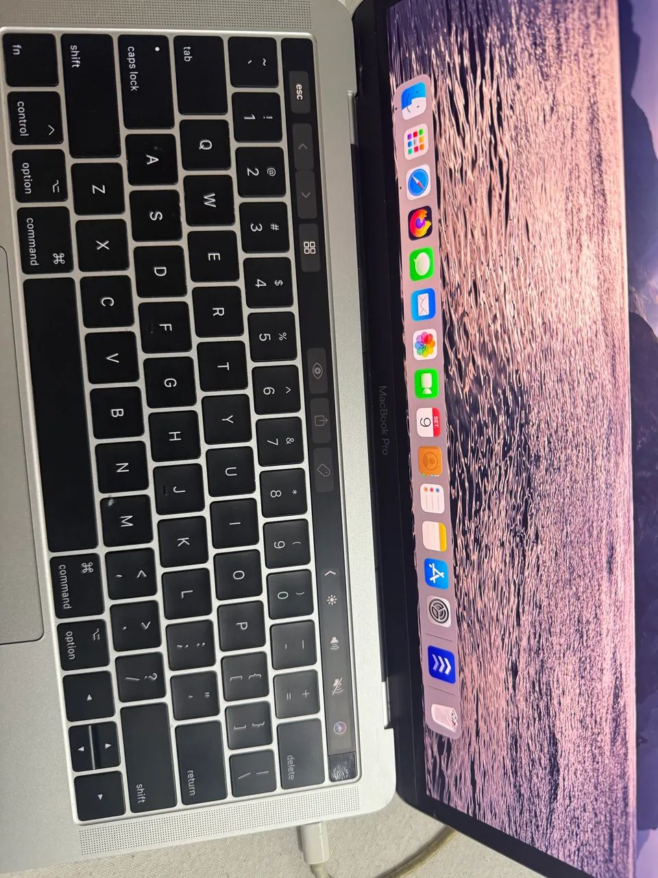 MacBook Air com touchbar - Foto 2