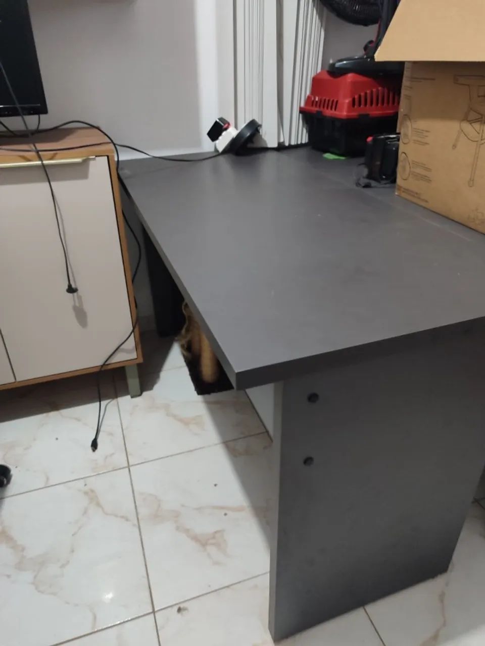 Mesa de escritório com cadeira gamer - Foto 2