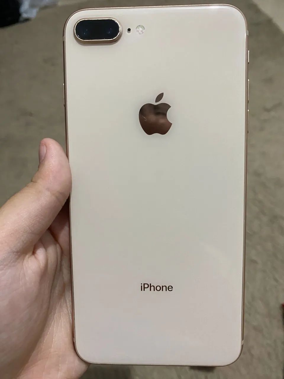 iphone 8 plus 64GB - Celulares e Smartphones - Área Rural de