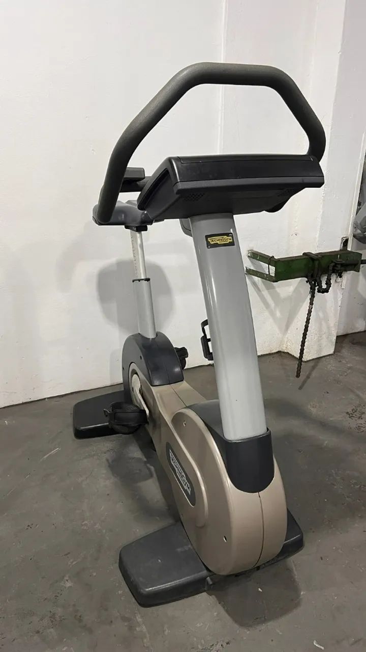 BIKE ERGOMETRICA EXCITE - TECNOGYM - Foto 2